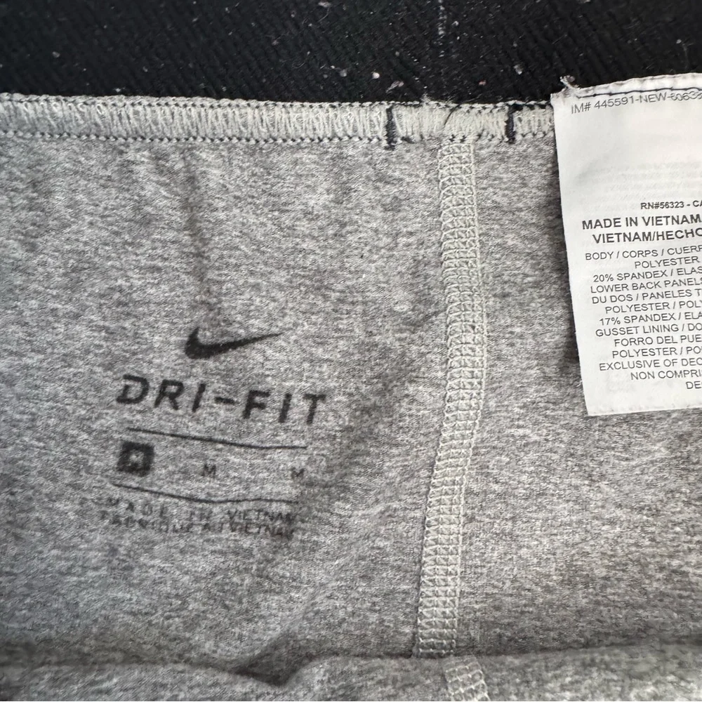 Nike Womens Pro Warm Training Tights Grey Dark Black 803102-063 Size Medium